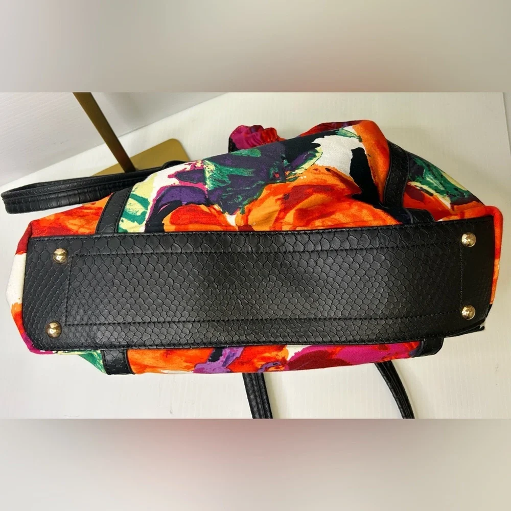 🧡”Wilson’s Leather” NWOT Floral Multicolor Shoulder Bag w/ Multiple Pockets💜 - Picture 6 of 15